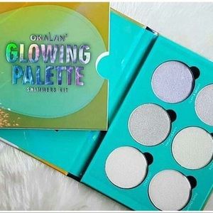 Brand New: Oaklan Glowing Palette. Shimmer Kit!